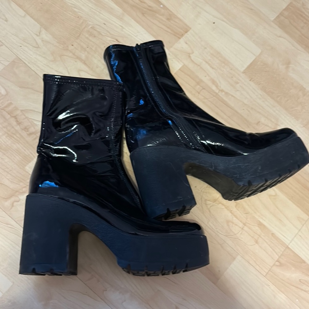 Jeffrey Campbell Black Heeled Boots Glossy Finish